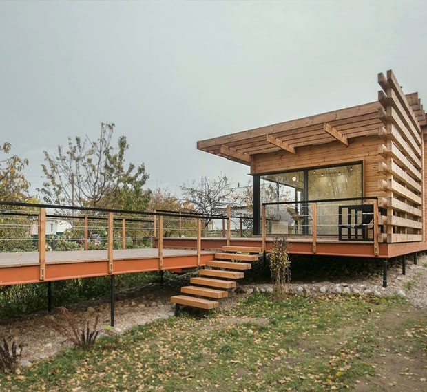 Винтовые сваи для террасы или веранды в Бологом