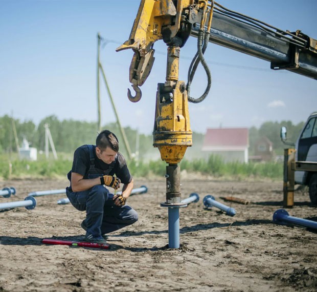 Винтовые сваи с установкой в Бологом