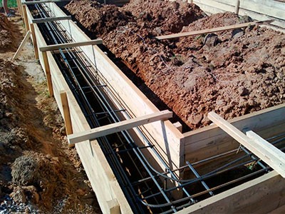 Закажите фундамент в Бологом или области по телефону.